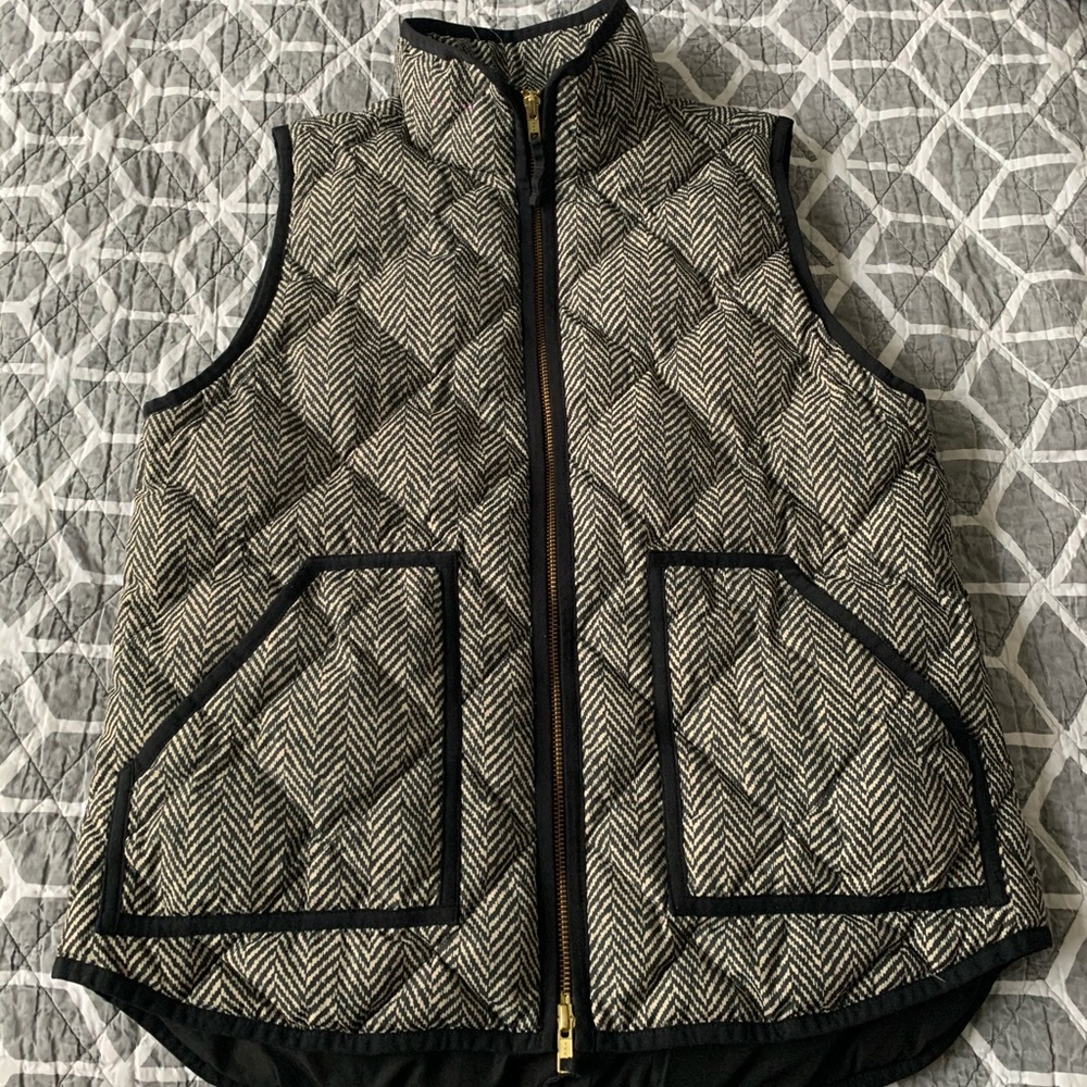 Jcrew puffer Vest.  Black pattern.  Medium.